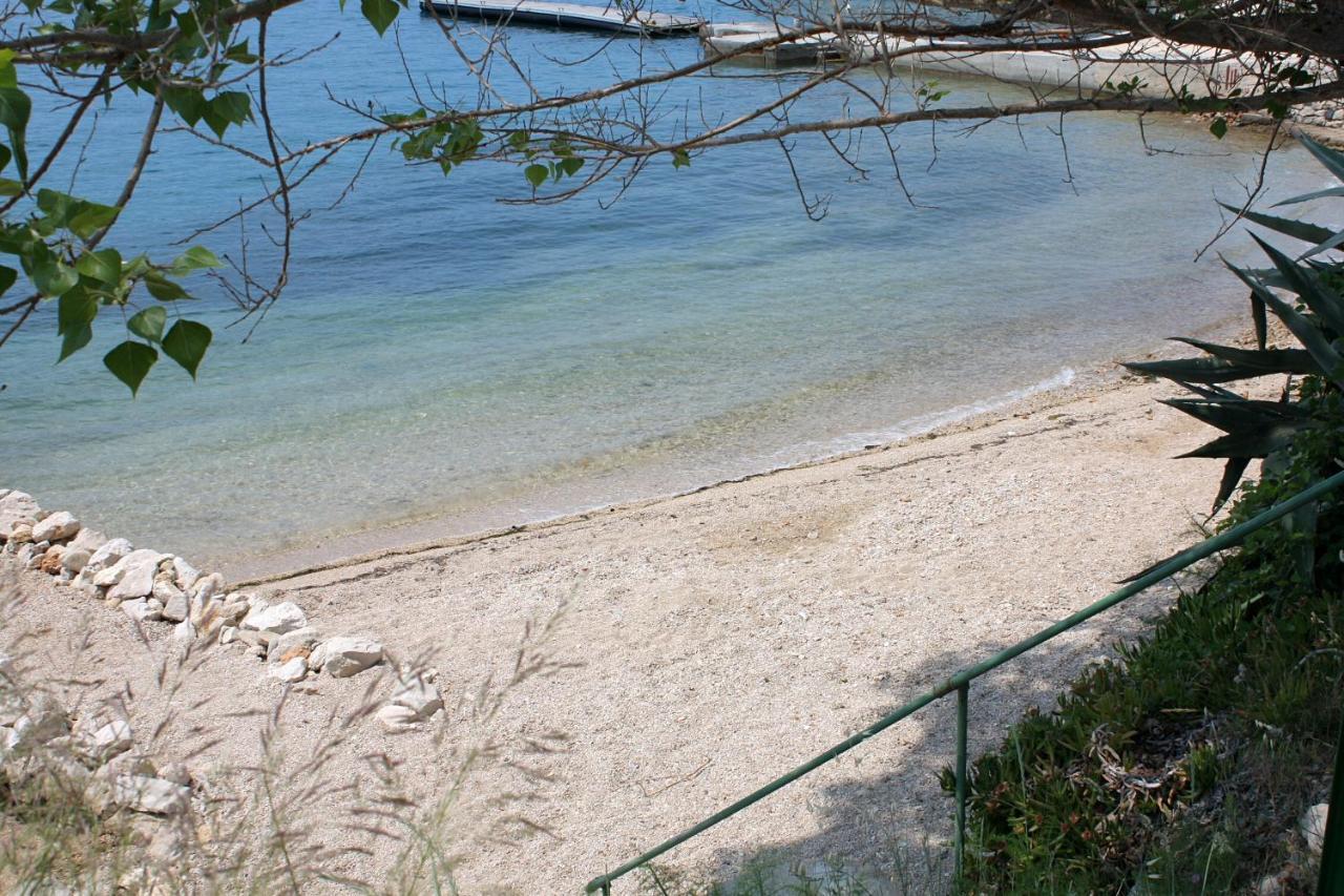 Apartments And Rooms By The Sea Supetarska Draga - Gornja, Rab - 11579 Exterior foto